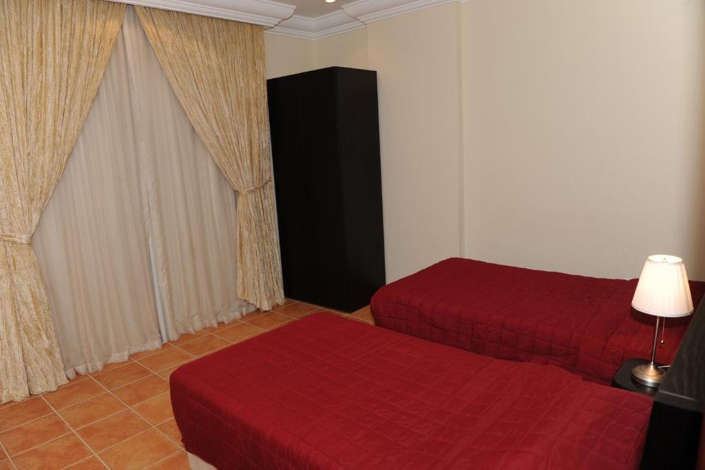 Gulf Continental Suite Kuwait City Esterno foto