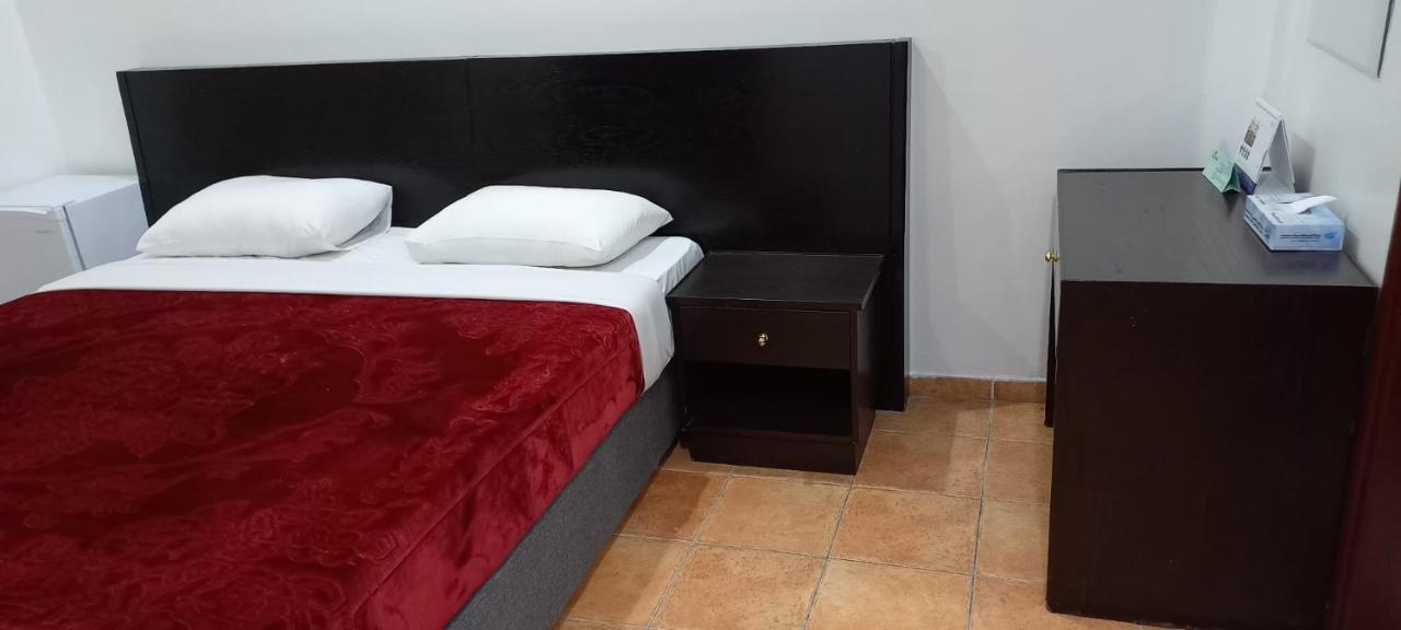 Gulf Continental Suite Kuwait City Esterno foto